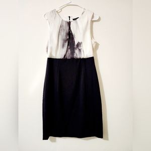 IRIS Sleeveless back and white dress